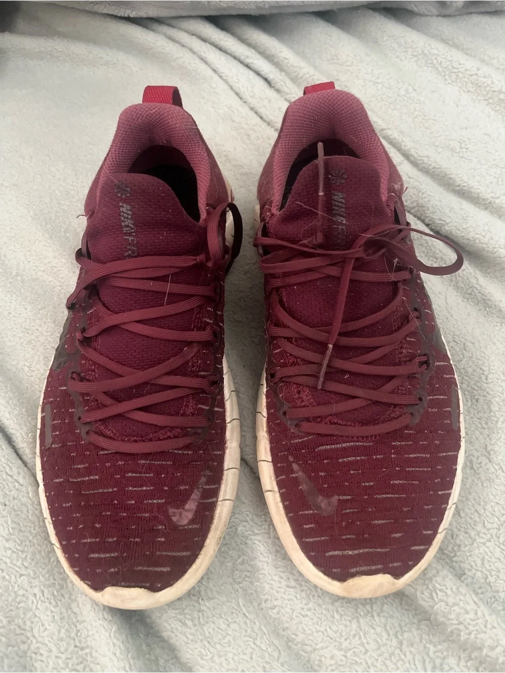 Nike Women's Maroon Lace-Up Running Sneakers